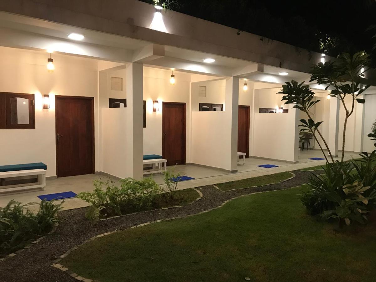 Double Mango Villa Katunayaka Екстериор снимка
